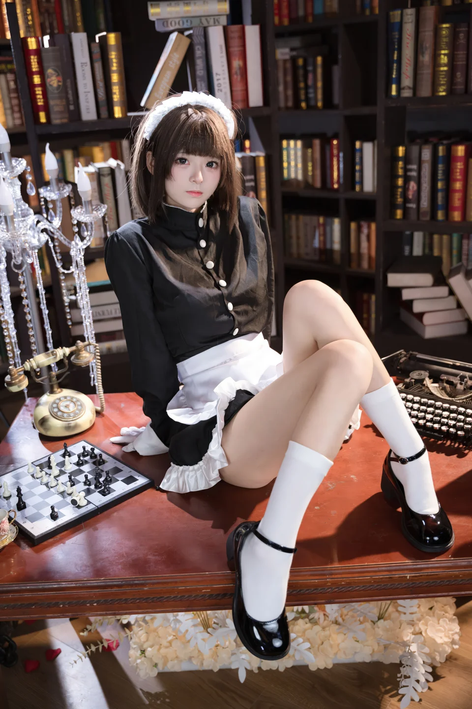九柒喵 - No.027 琉璃川椿 [66P-825MB] tg@simisebaisi 【丝足阁】036.webp